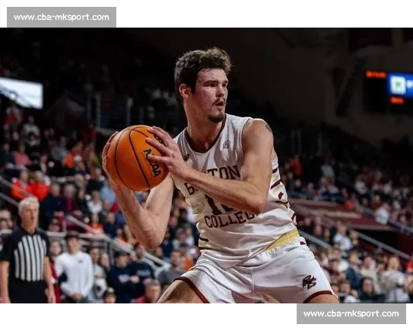 勇士续约神射中锋！波斯特 40% 三分率成战术杀器