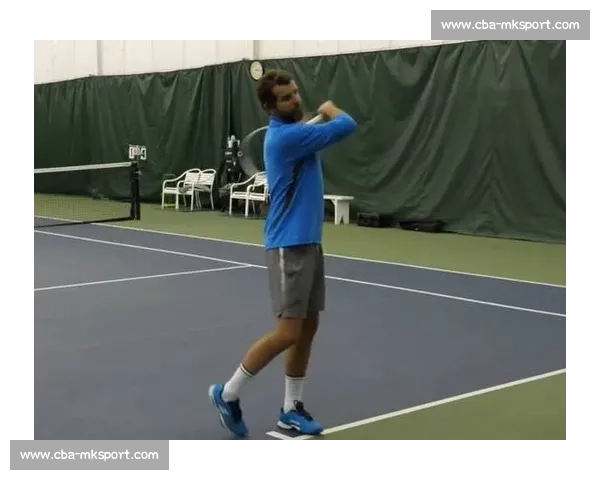 正手前冲弧圈球实战教学：5 分钟掌握鞭打式发力与精准拍型控制！