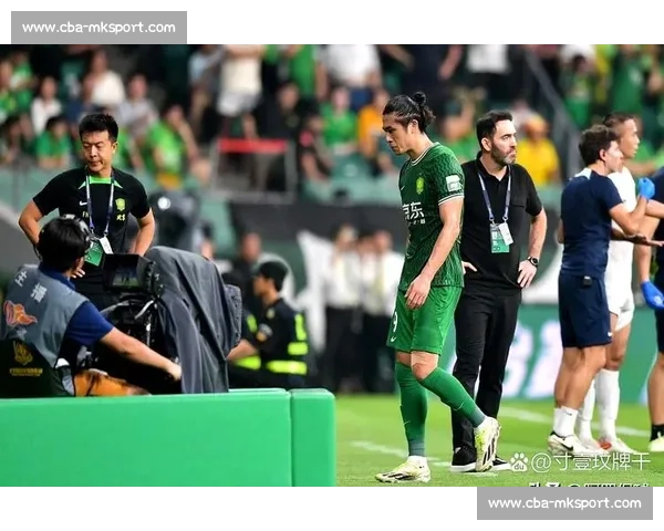 张玉宁回归国安！停赛两战终解禁，全队列队拍头迎核心