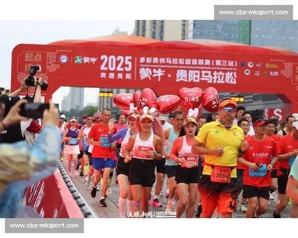 筑城燃情开跑！3.5 万跑者竞逐世界田联精英贵阳马拉松